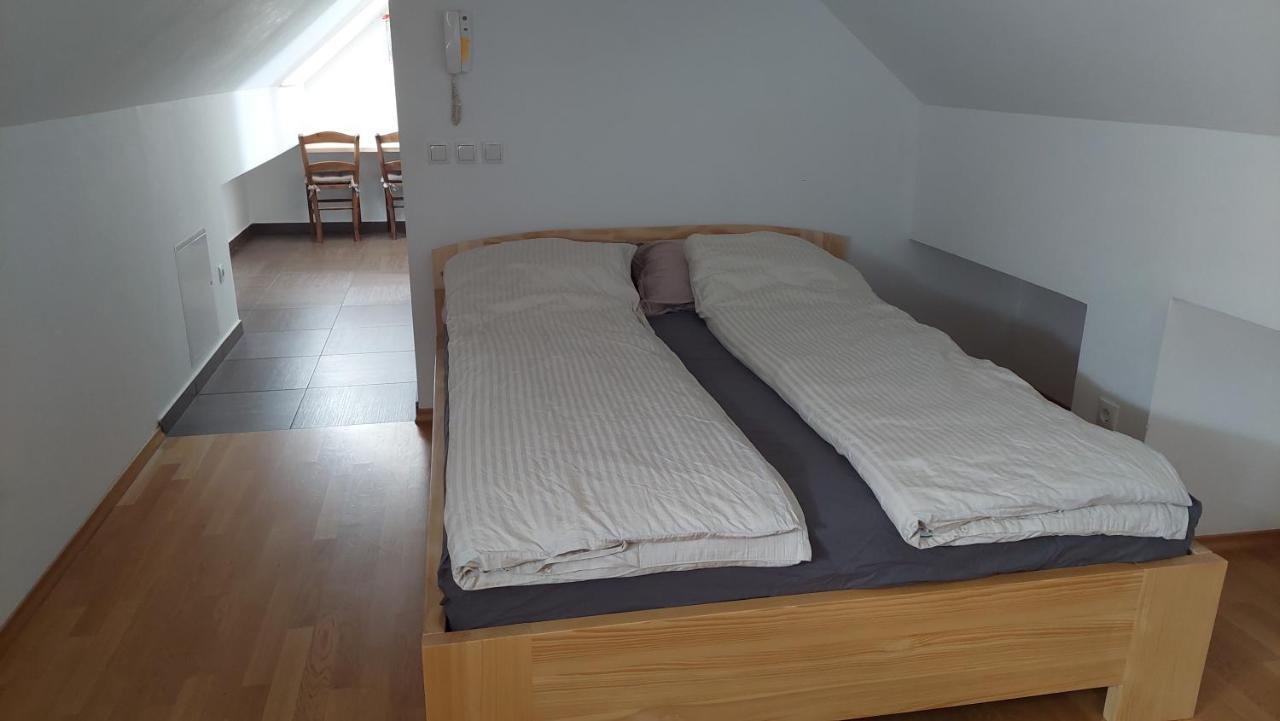 Apartma Samo Kranj Exterior foto